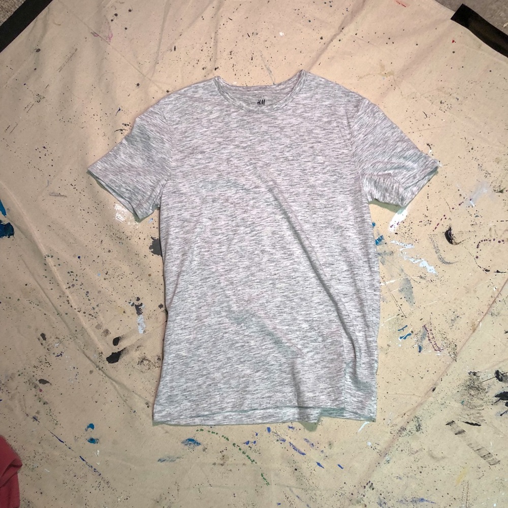Pink crew neck shirt and Gray crew neck Shirt